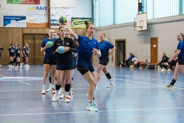 Bild 131 - F HSG Kremperheide/Muensterdorf - HSG Holstein Kiel/Kronshagen : Ergebnis: 31:26